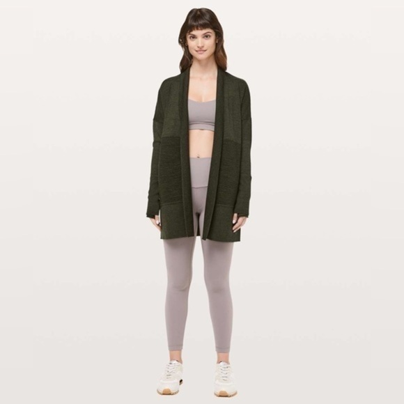 Lululemon Sit In Lotus Wrap II Heathered Dark Olive - Picture 4 of 15